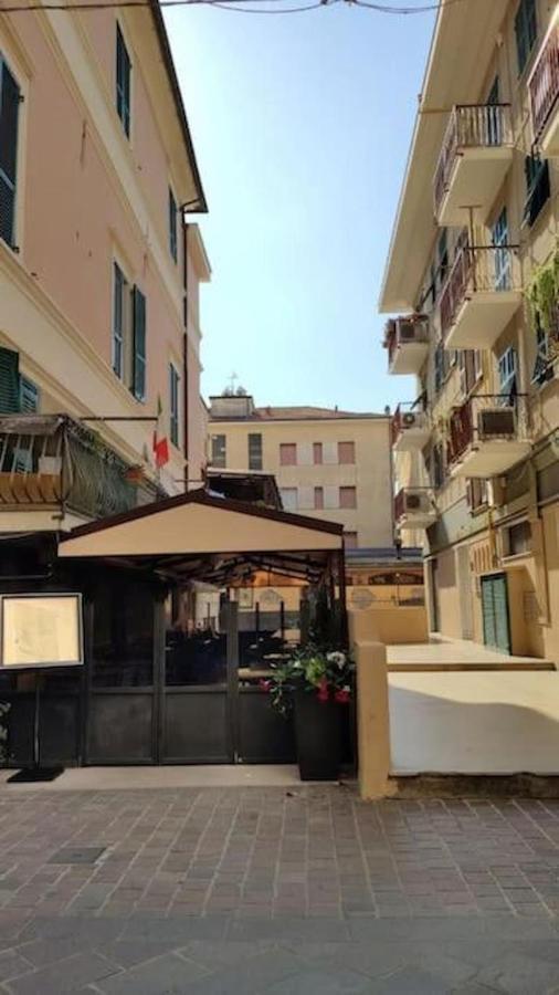 Casa Del Surf - By Ligooria Appartement Pietra Ligure Buitenkant foto